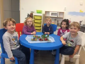 Kindergruppe im Seniorenheim Pohoda